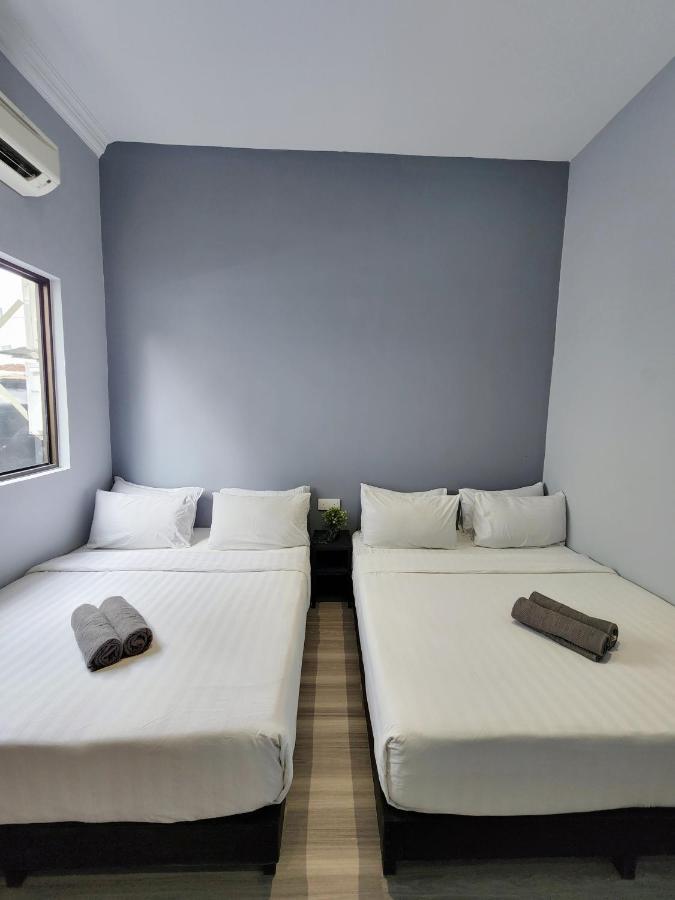 Gurney Coast Guest House By Sky Hive George Town Exterior photo